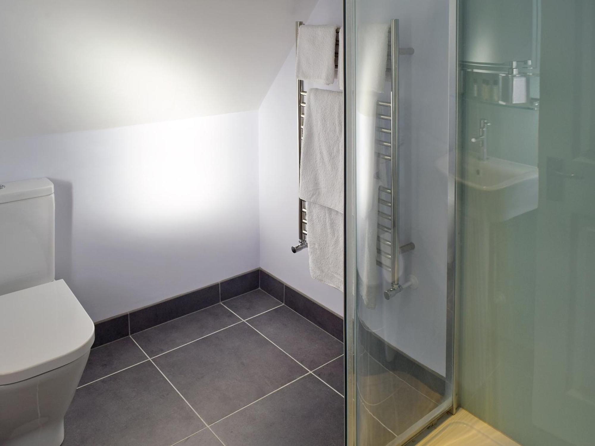 Granary Cottage Bentley  Ngoại thất bức ảnh